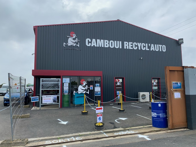 Aperçu des activités de la casse automobile CAMBOUI RECYCL'AUTO située à FONTENAY-LE-COMTE (85200)